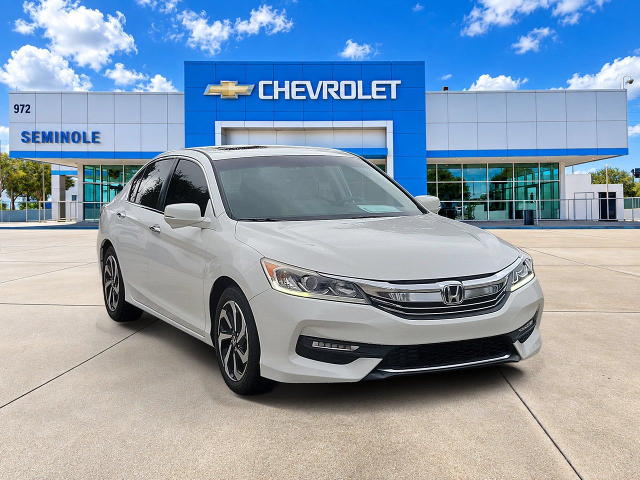 Used 2016 Honda Accord EX image 2