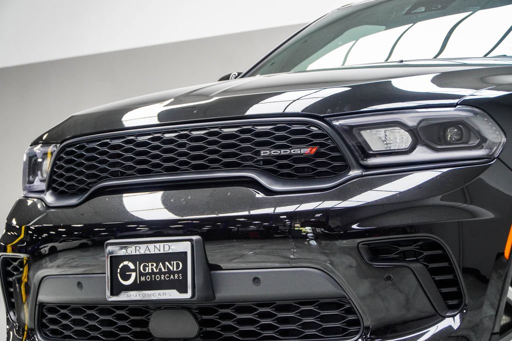 Used 2025 Dodge Durango GT AWD/4WD image 2