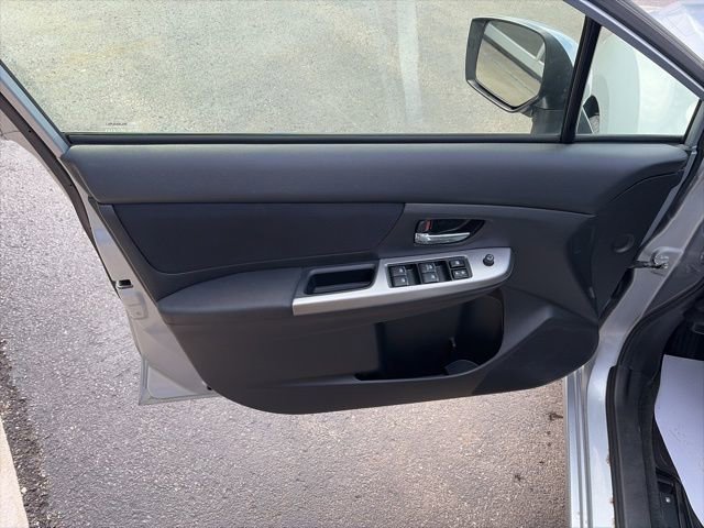 Used 2015 Subaru Impreza 2.0i Premium image 9