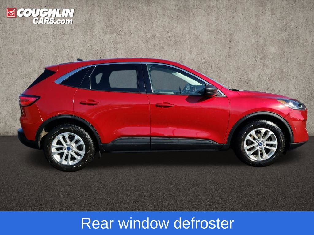 Used 2022 Ford Escape SE FWD image 10