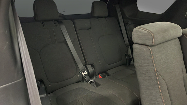 Used 2023 Honda Pilot Sport image 26