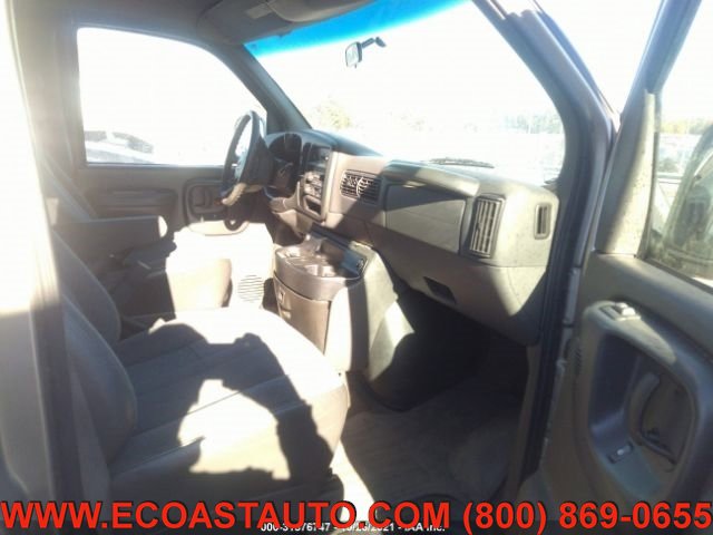 Used 2001 GMC Savana 3500 Extended Passenger image 8