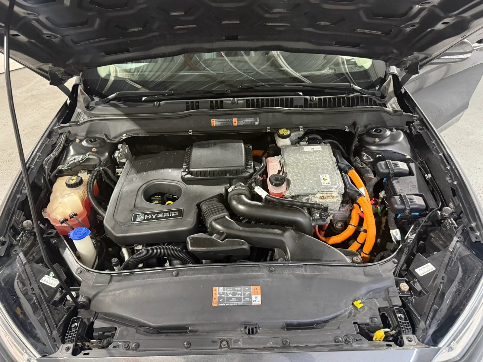 Used 2020 Ford Fusion Titanium FWD image 25