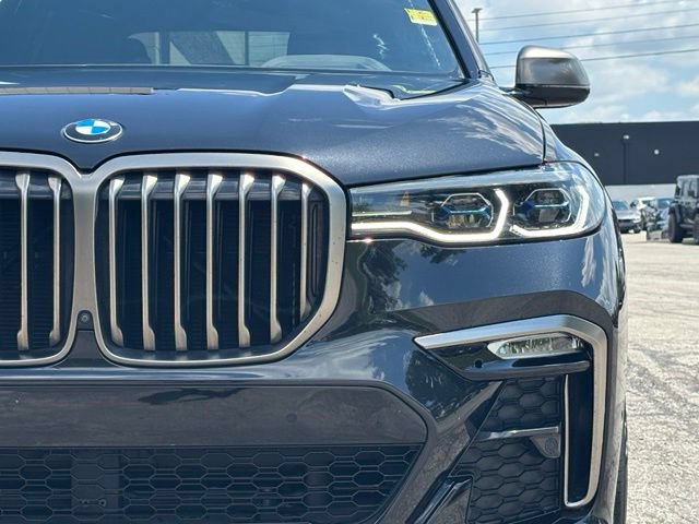 Used 2022 BMW X7 M50i w/ Cold Weather Package AWD/4WD image 12