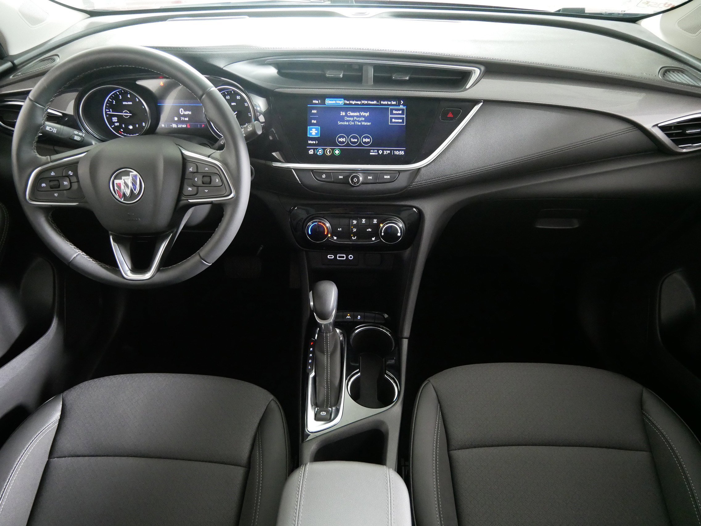 Used 2023 Buick Encore GX Preferred w/ Cold Weather Comfort Package image 10