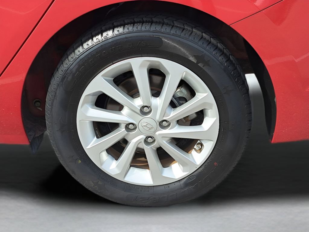 Used 2022 Hyundai Accent SEL image 5