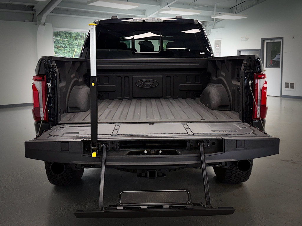 Used 2024 Ford F150 Raptor AWD/4WD image 37