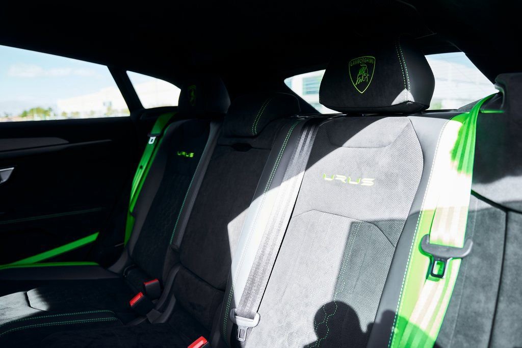 Used 2024 Lamborghini Urus Performante image 55