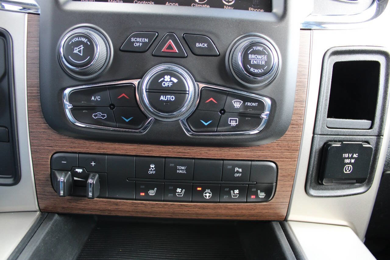 Used 2014 RAM 2500 Laramie w/ Convenience Group image 30