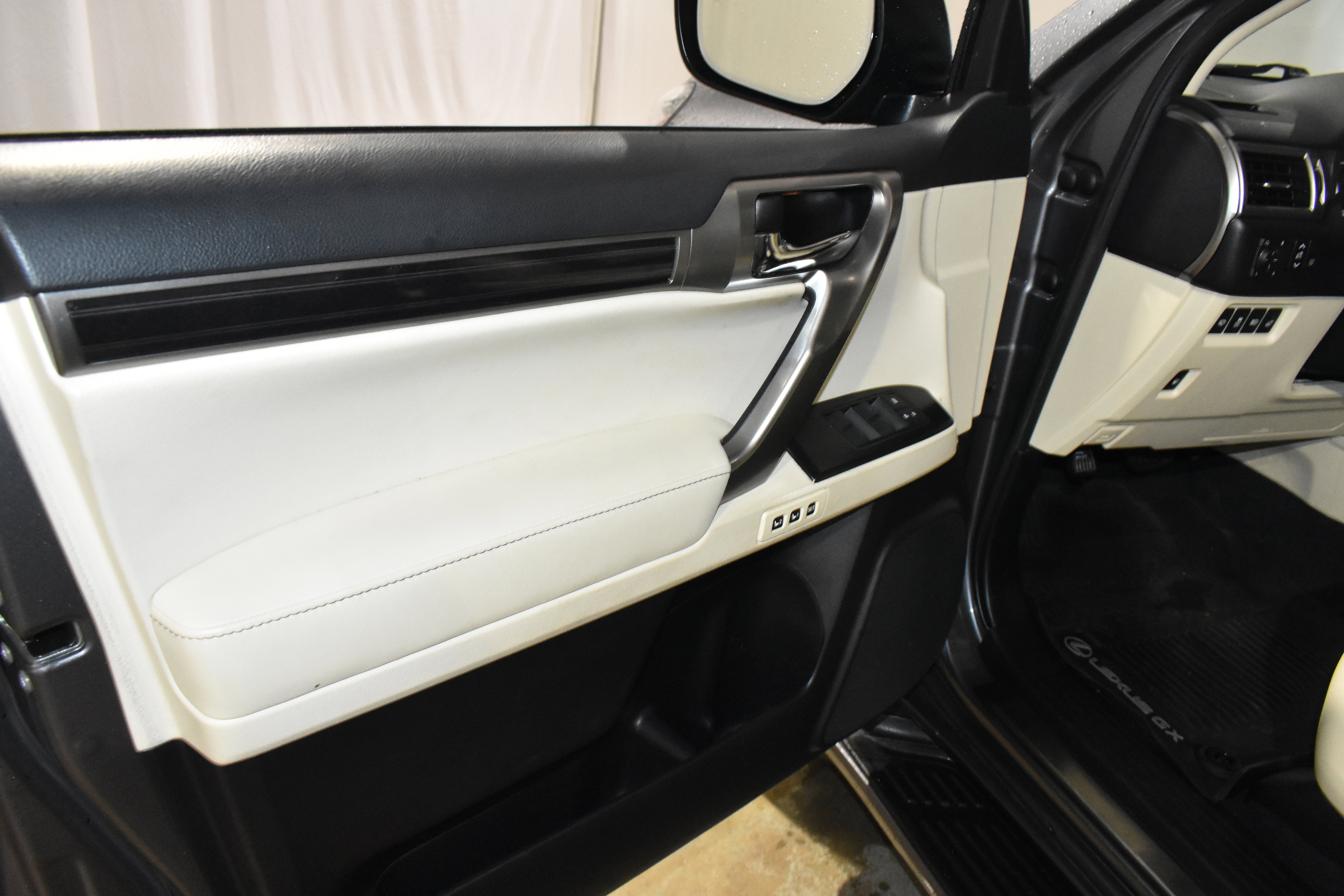 Used 2022 Lexus GX 460 Premium image 26