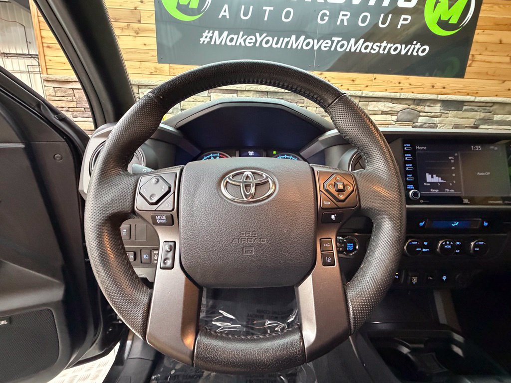 Used 2020 Toyota Tacoma TRD Off-Road w/ TRD Premium Off Road Package AWD/4WD image 33