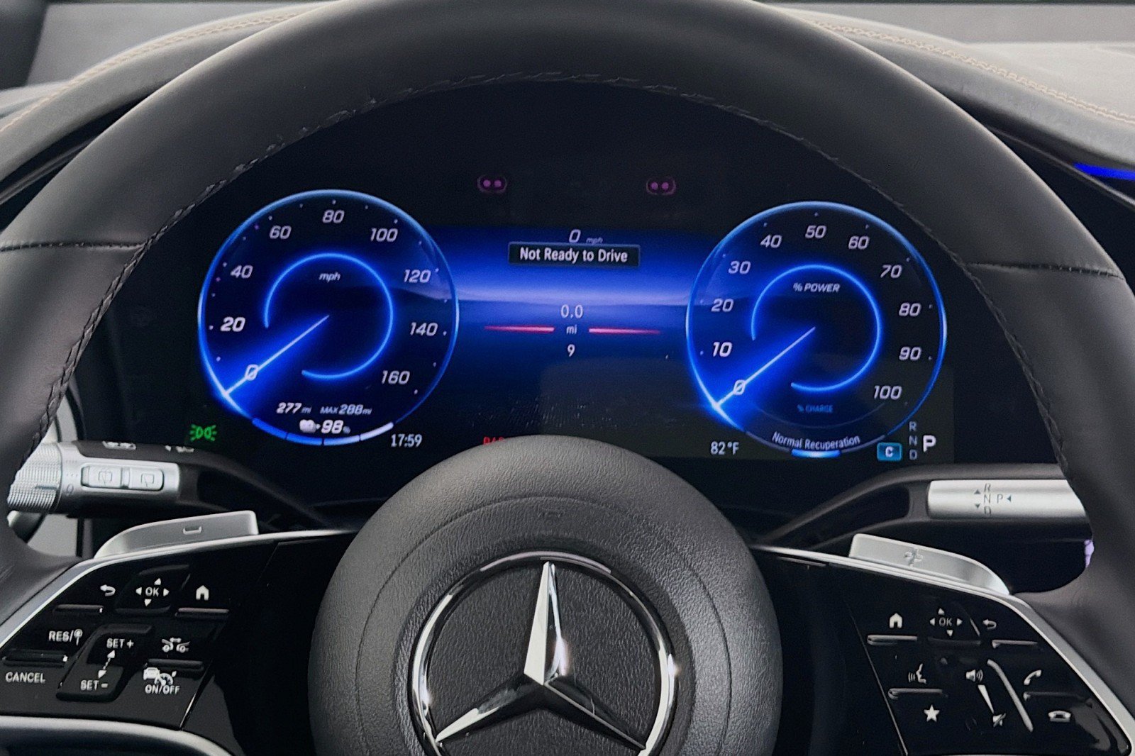 New 2026 Mercedes-Benz EQS 400 4MATIC SUV image 17