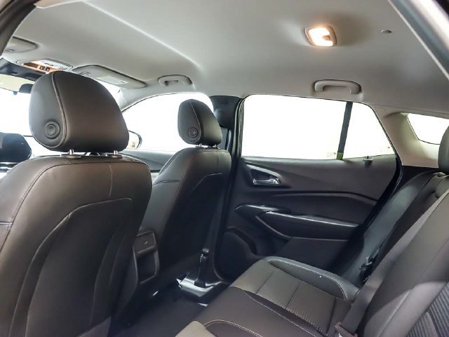 New 2026 Chevrolet Trax LT w/ LT Convenience Package FWD image 11