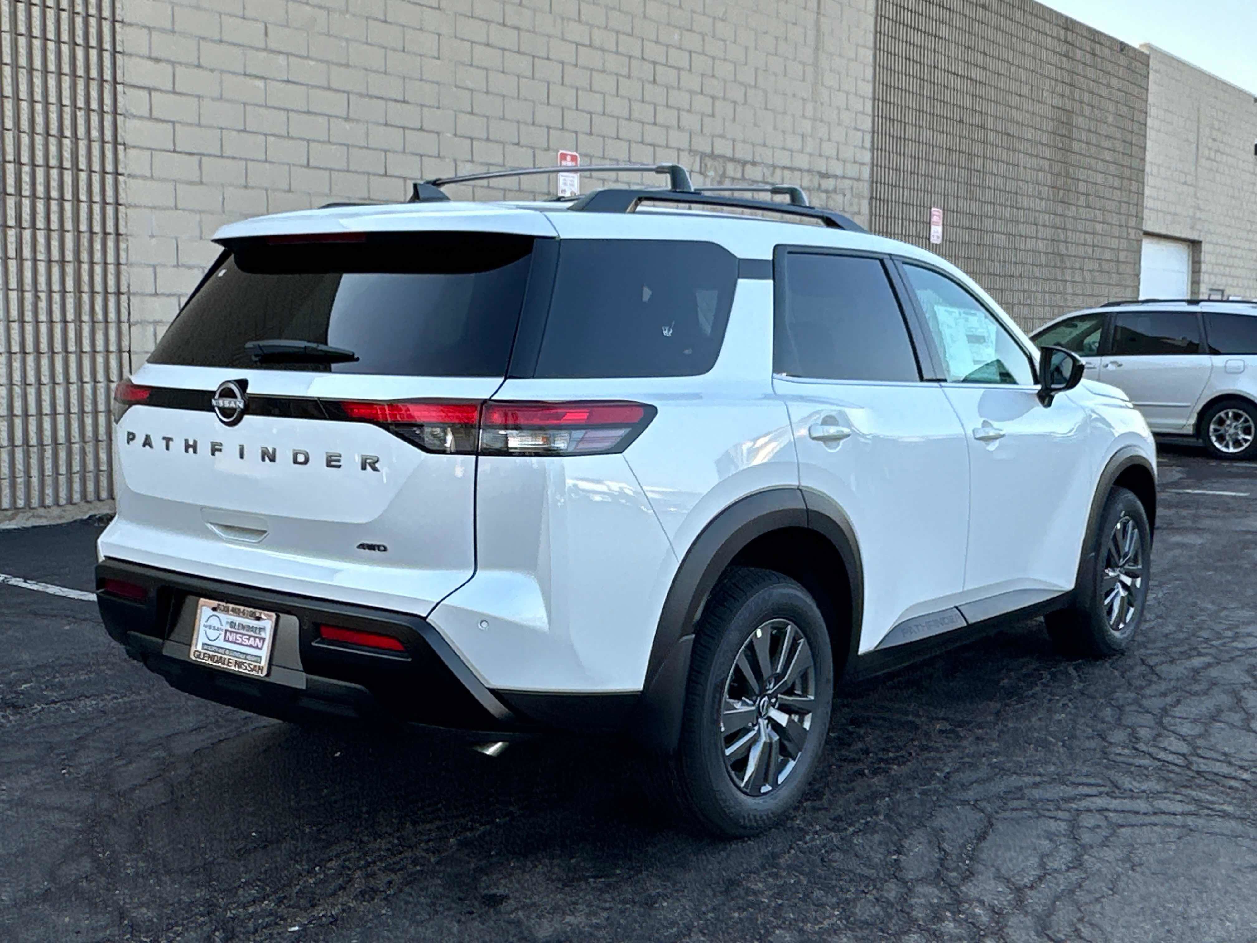 New 2026 Nissan Pathfinder SV AWD/4WD image 4