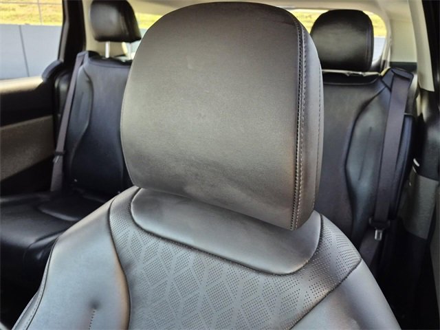 Used 2025 Kia Carnival image 20