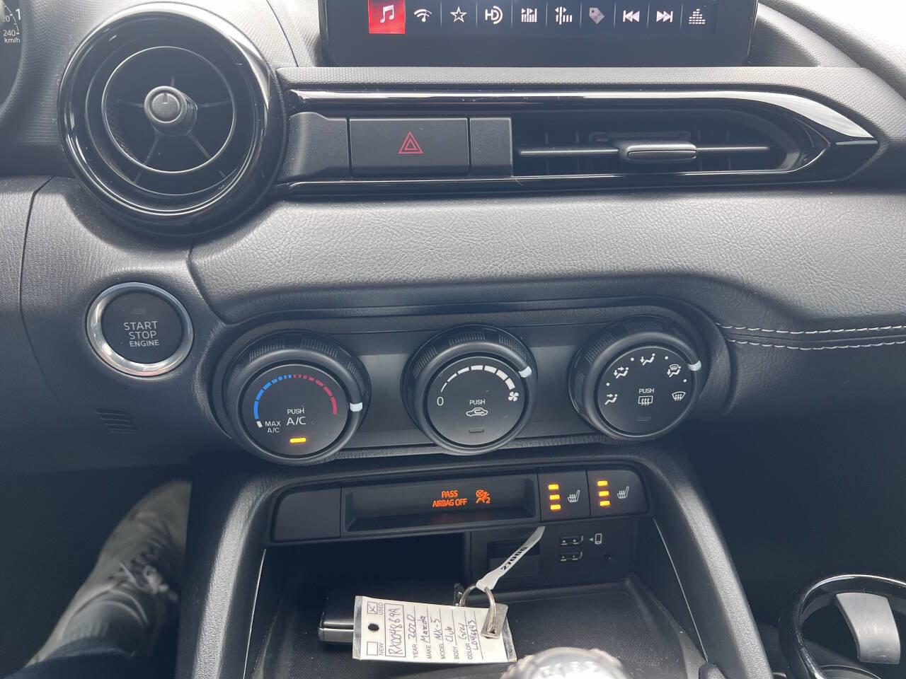 Used 2020 MAZDA MX-5 Miata Club image 18