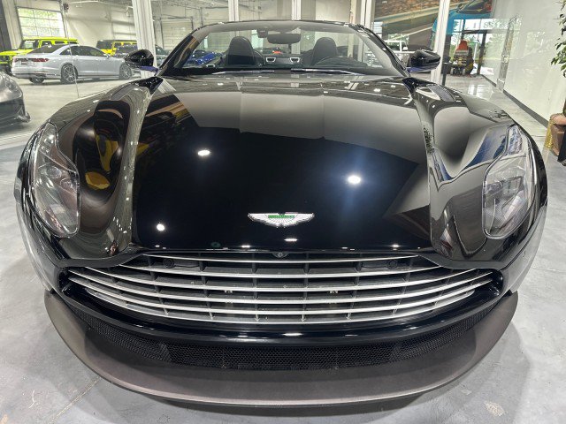 Used 2019 Aston Martin DB11 Volante RWD image 25