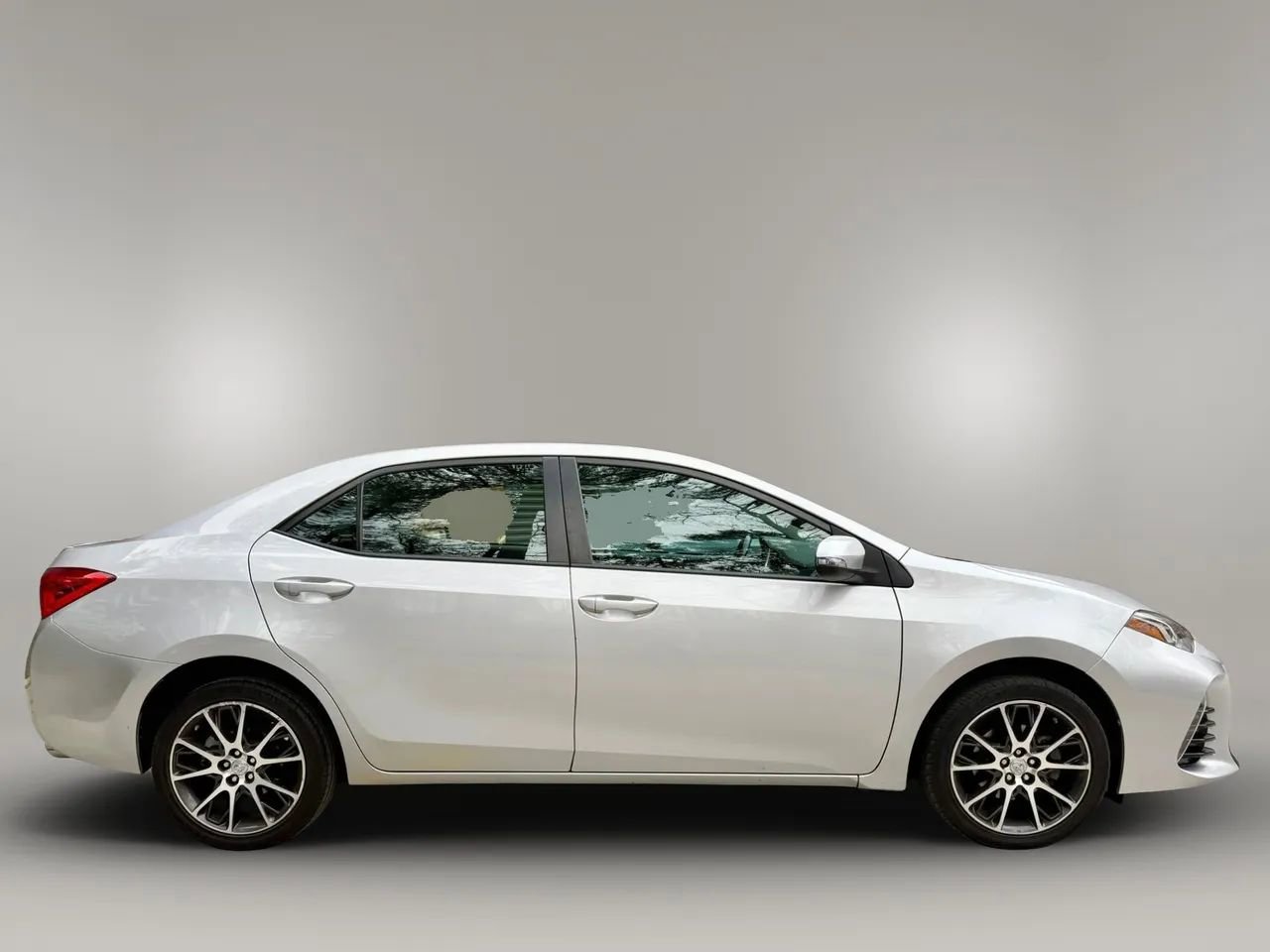 Used 2017 Toyota Corolla SE 50th Anniversary image 6