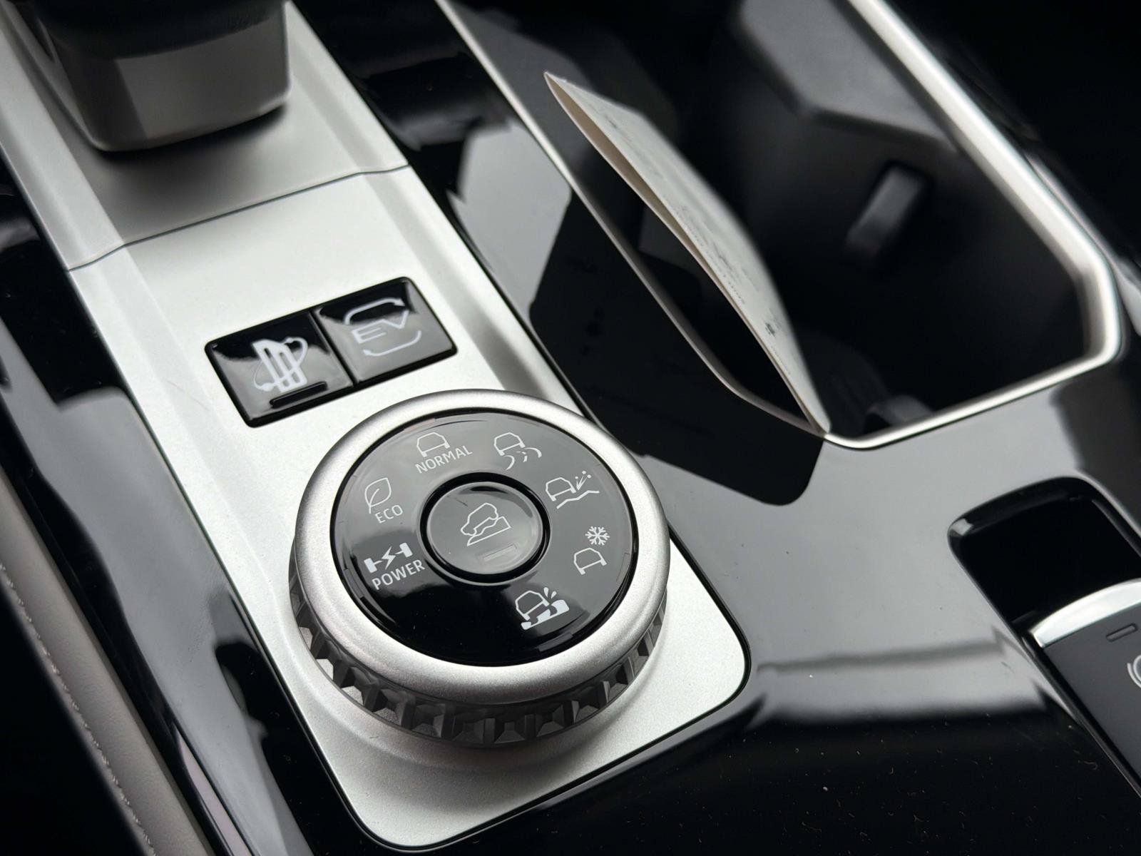 New 2026 Mitsubishi Outlander SEL AWD/4WD image 24