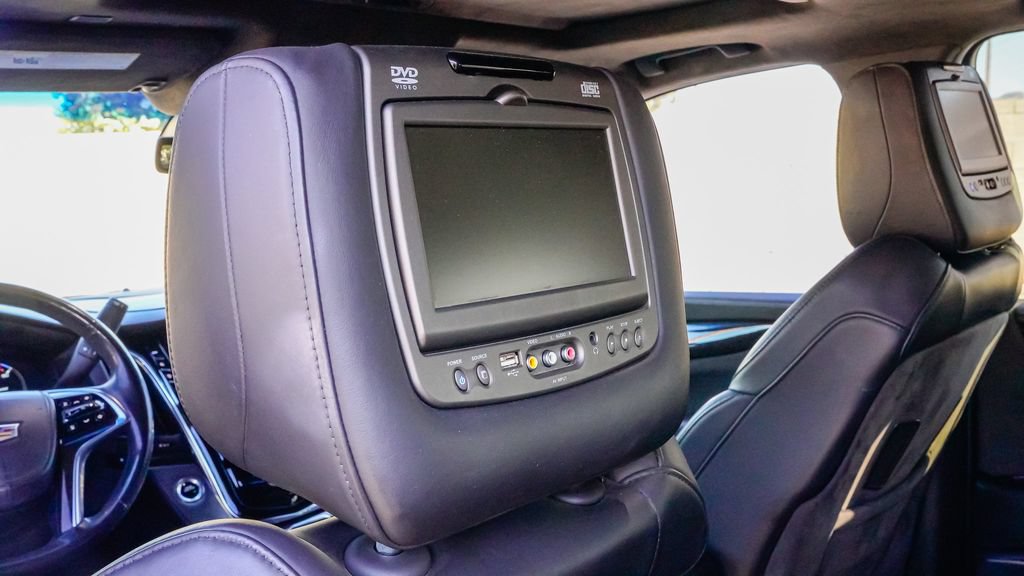 Used 2018 Cadillac Escalade ESV Platinum AWD/4WD image 12