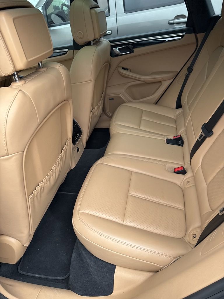 Used 2018 Porsche Macan S AWD/4WD image 4