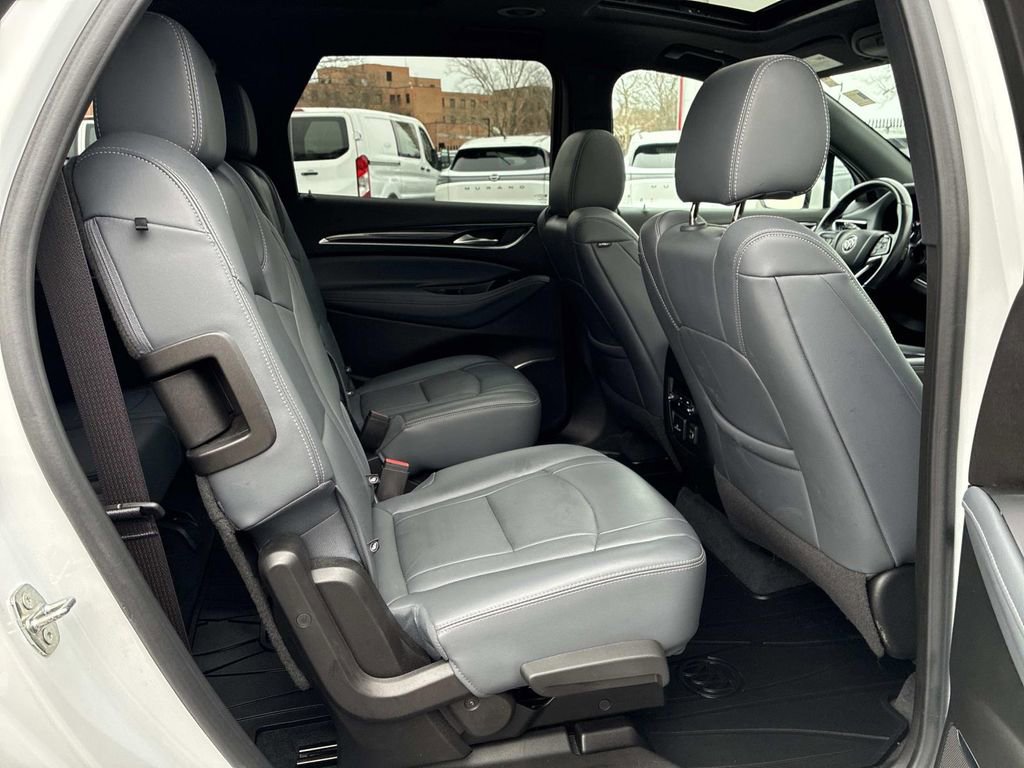 Used 2022 Buick Enclave Premium w/ Experience Buick Package image 11