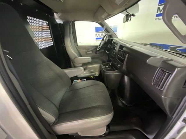 Certified 2023 GMC Savana 2500 w/ Driver Convenience Package RWD image 29