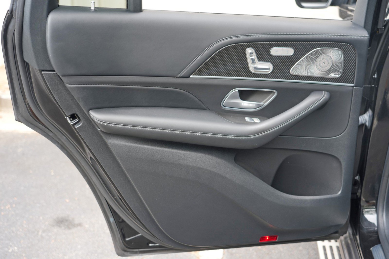 Used 2023 Mercedes-Benz GLS 63 AMG 4MATIC image 59