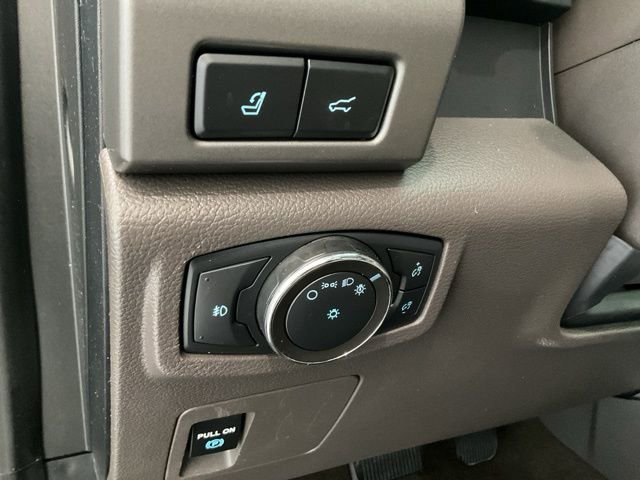 Used 2021 Ford Expedition XLT RWD image 9