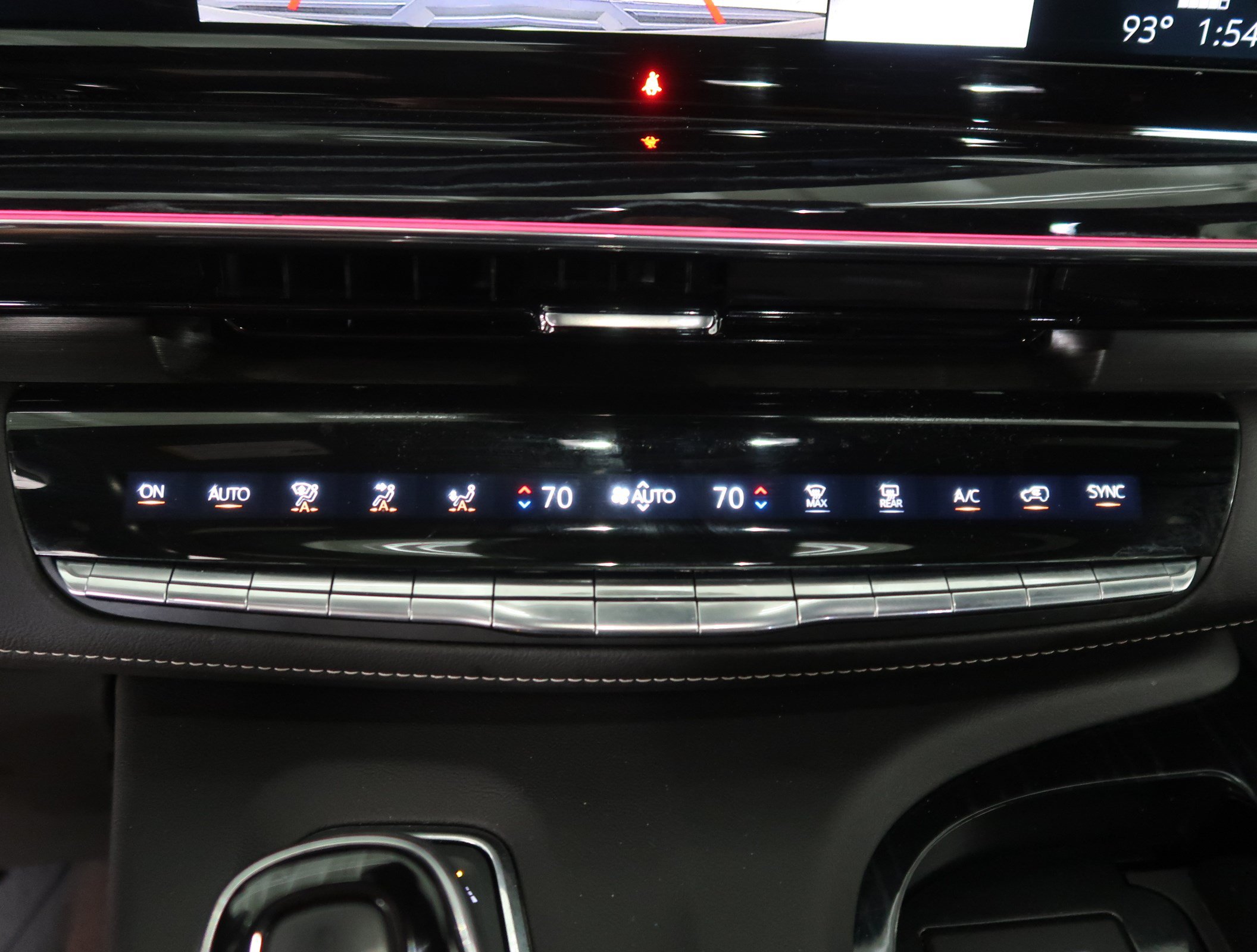 Used 2023 Cadillac Escalade ESV Sport w/ LPO, ONYX Package AWD/4WD image 31