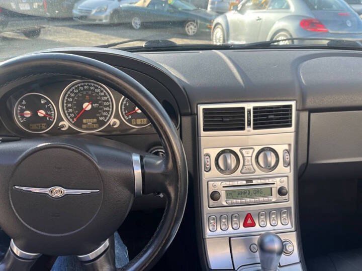 Used 2005 Chrysler Crossfire Limited RWD image 13