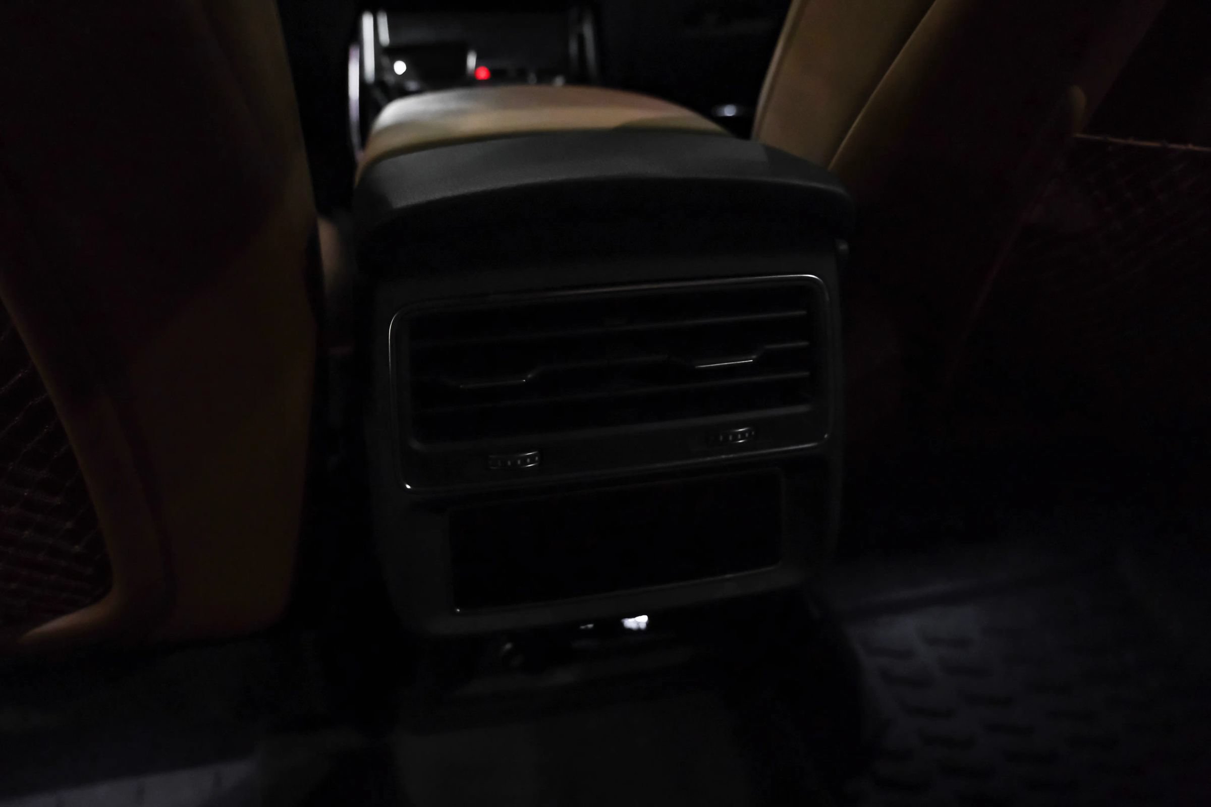 Used 2019 Audi Q8 Prestige w/ Year 1 Package AWD/4WD image 37