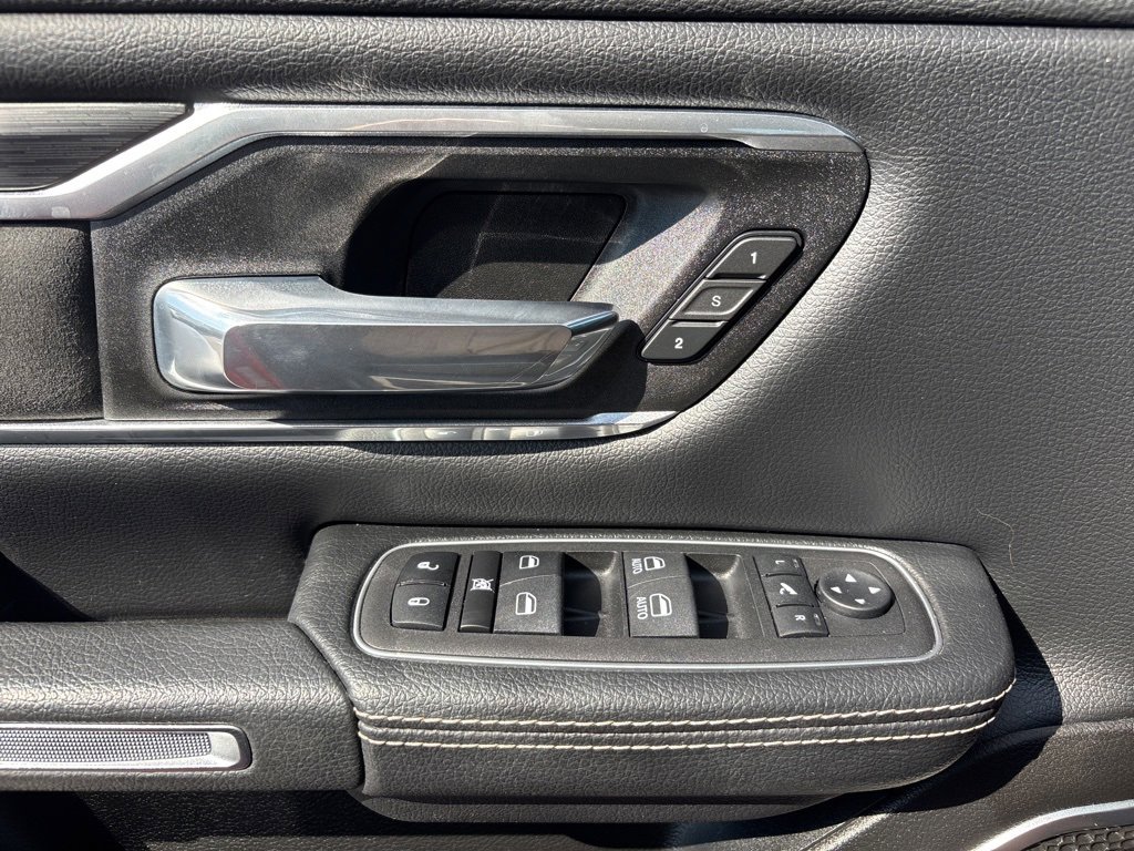 Used 2023 RAM 1500 Laramie image 23