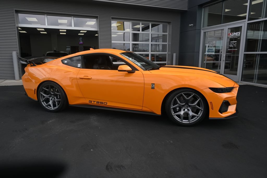 New 2026 Ford Mustang GT Premium w/ GT Performance Package RWD image 8