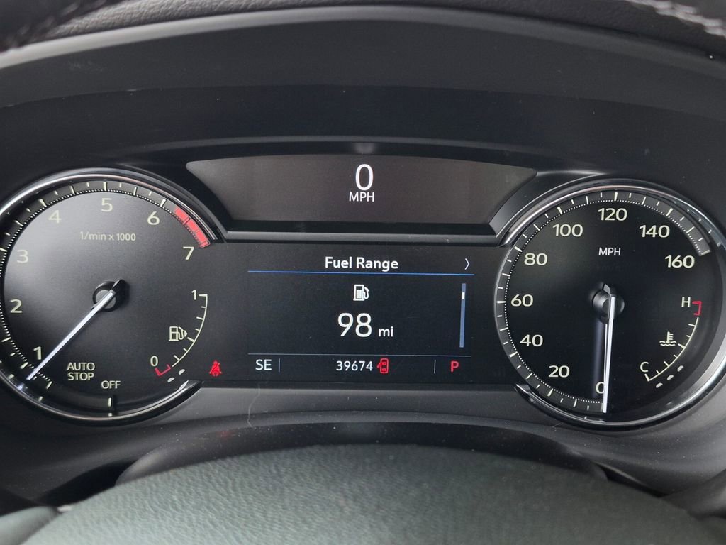 Used 2021 Cadillac XT4 Premium Luxury w/ Cold Weather Package FWD image 32