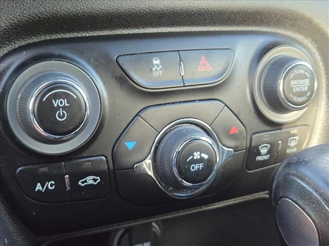 Used 2014 Dodge Dart SXT image 16