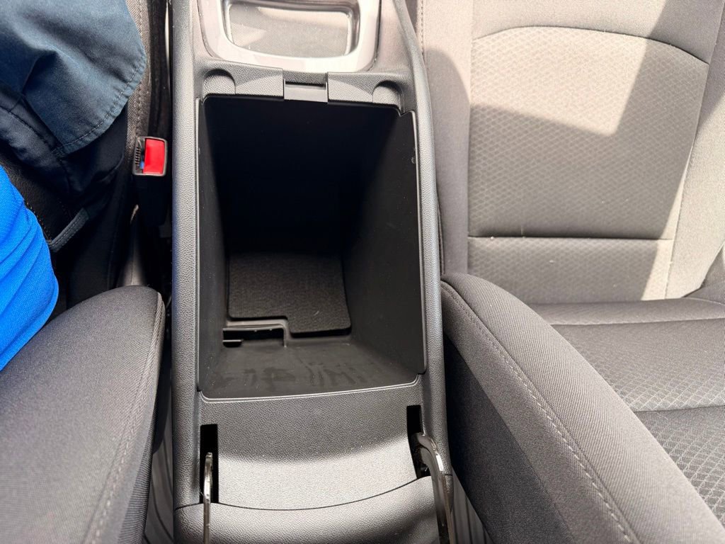 Used 2023 Chevrolet Malibu RS FWD image 19