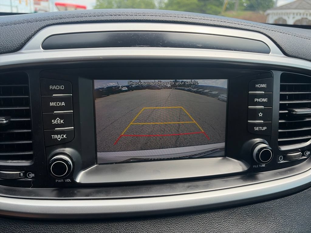 Used 2020 Kia Sorento L FWD image 20