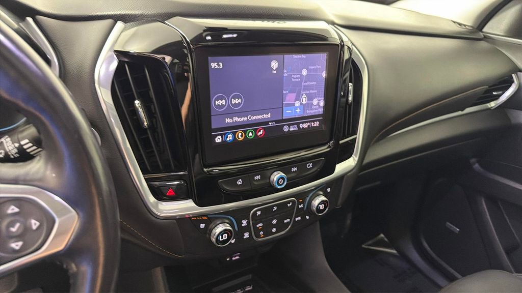 Used 2020 Chevrolet Traverse Premier FWD image 20