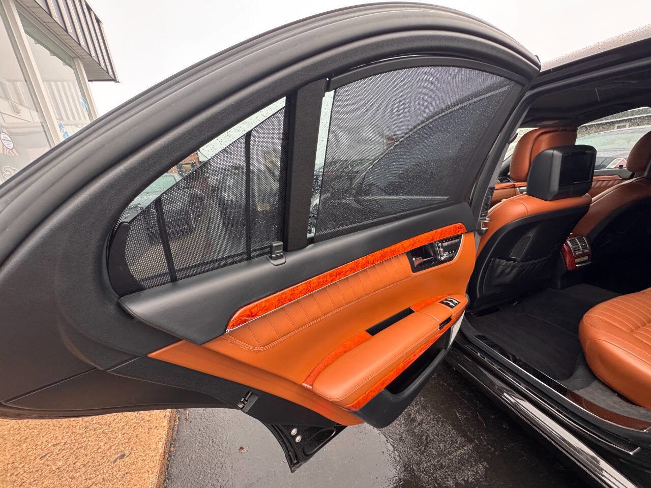 Used 2011 Mercedes-Benz S 600 image 14