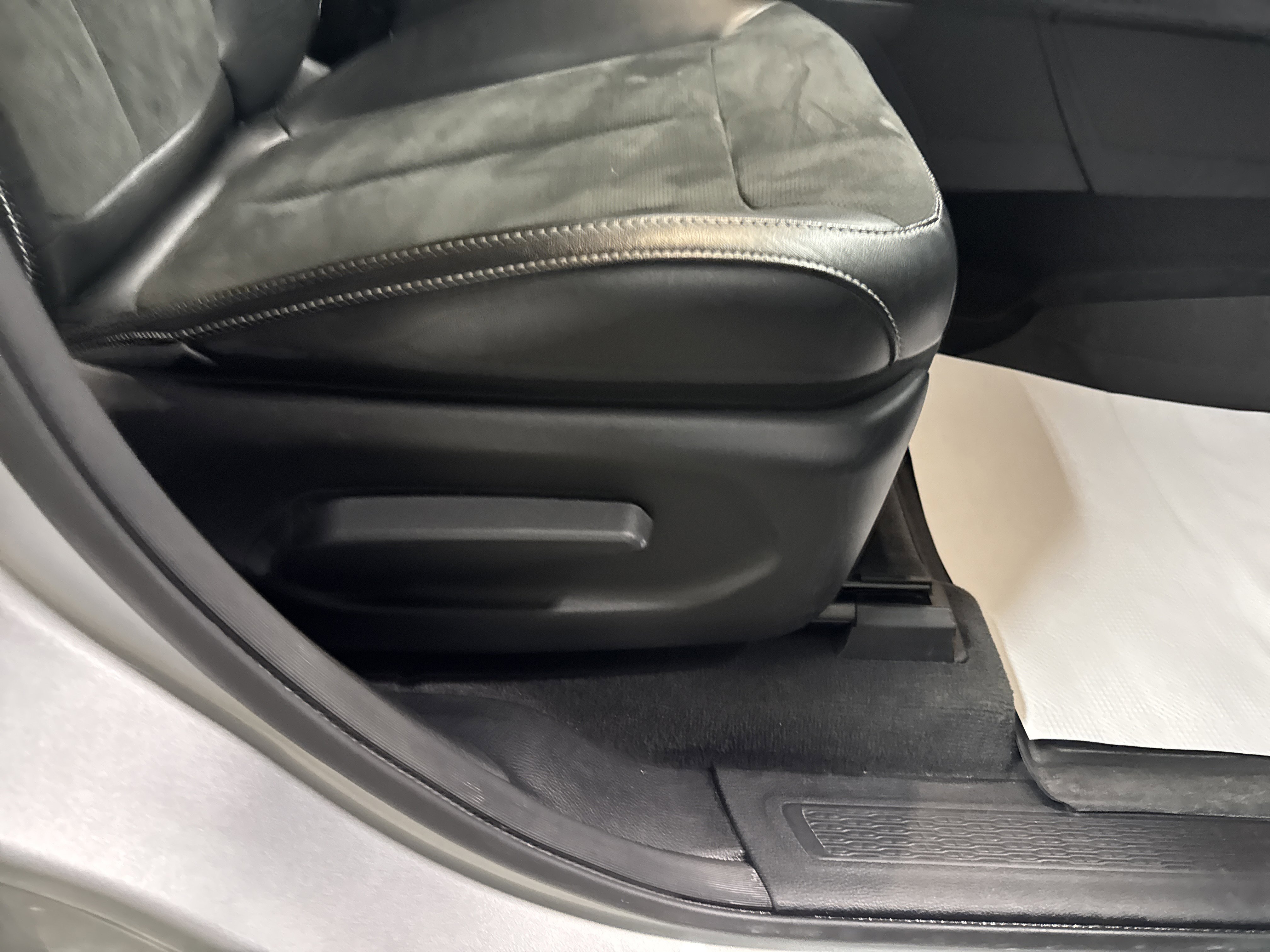 Used 2021 Jeep Grand Cherokee L Altitude image 40