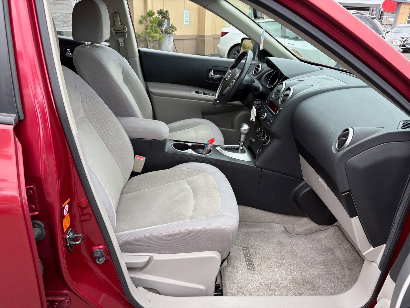 Used 2009 Nissan Rogue S image 21