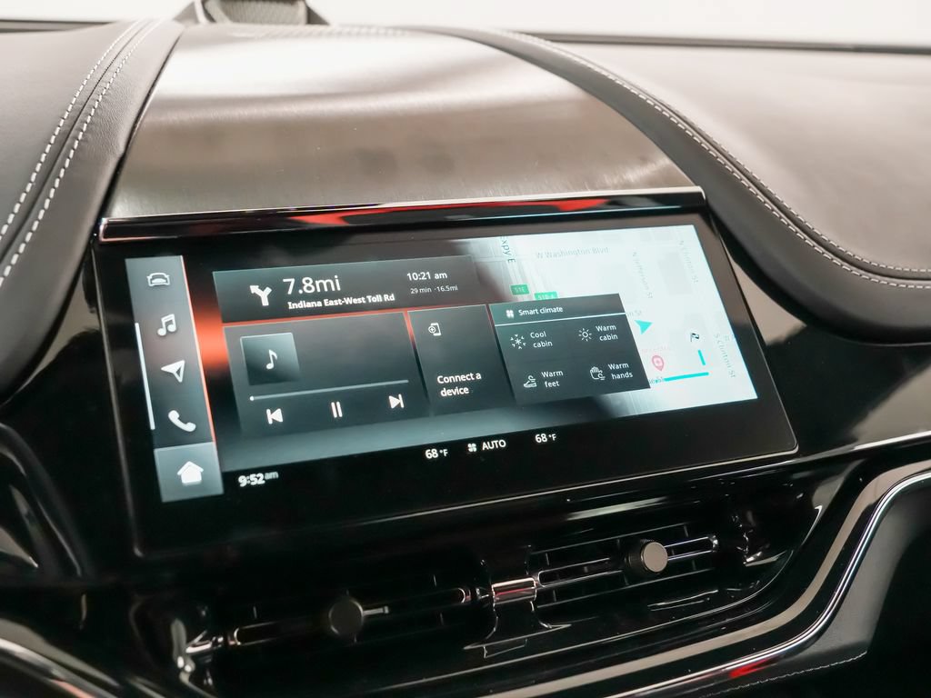 Used 2025 Aston Martin DBX 707 AWD/4WD image 29