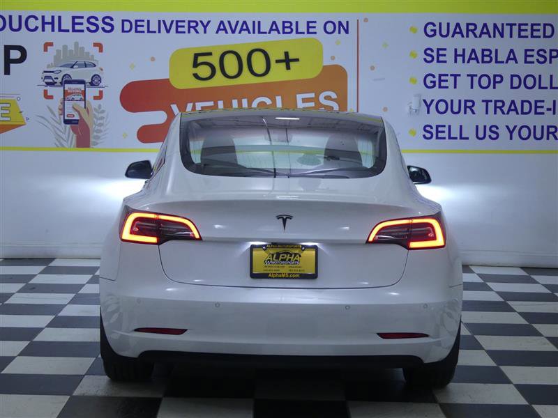 Used 2019 Tesla Model 3 Standard Range Plus image 5