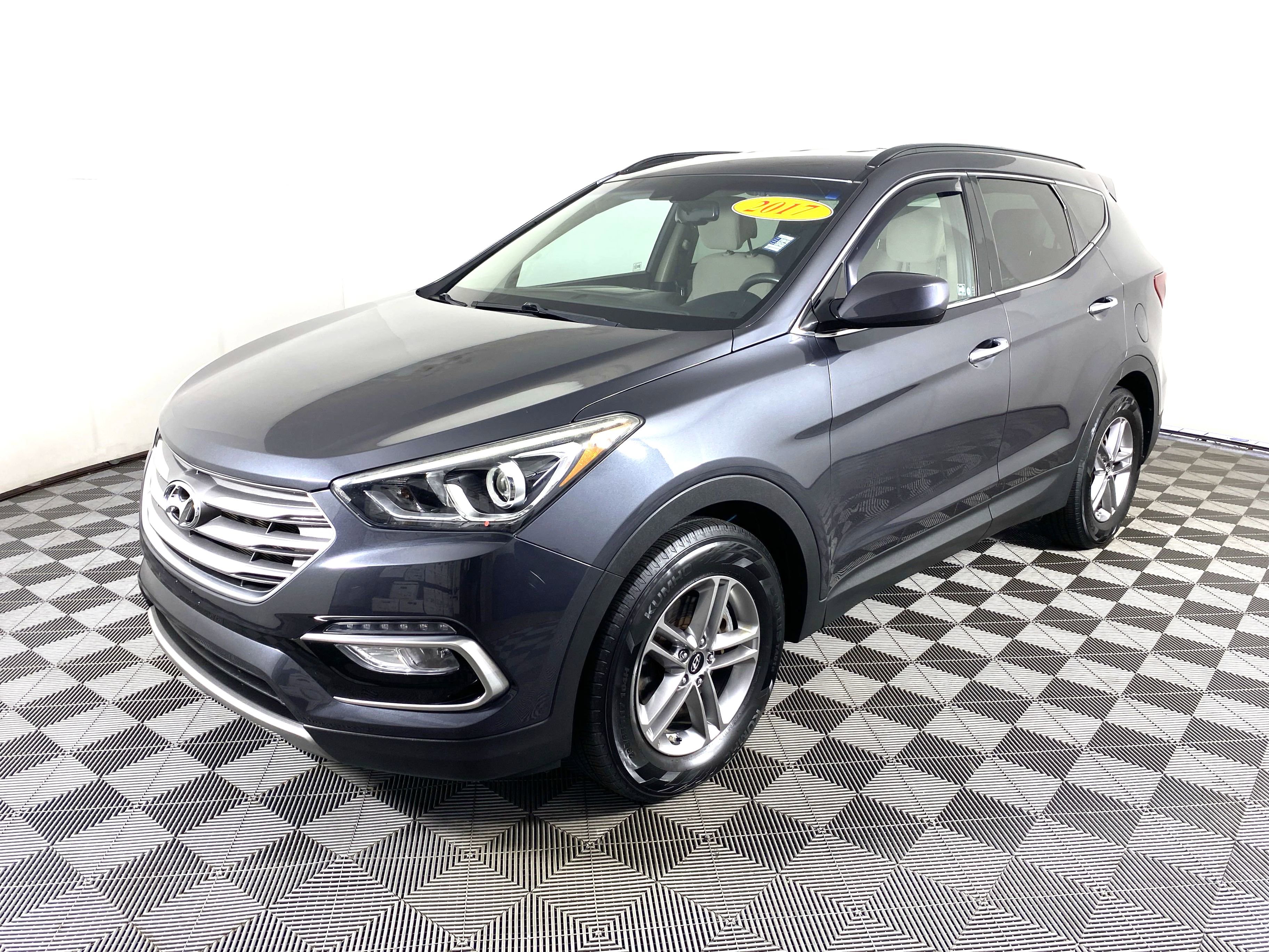 Used 2017 Hyundai Santa Fe Sport image 9