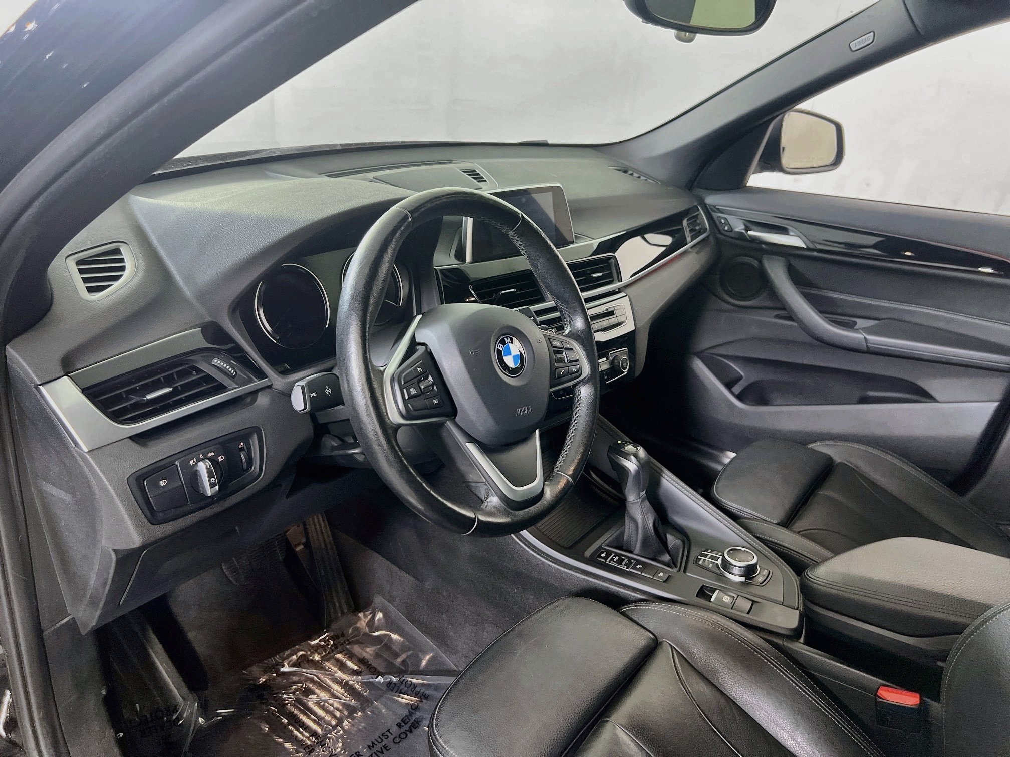 Used 2018 BMW X1 xDrive28i AWD/4WD image 9
