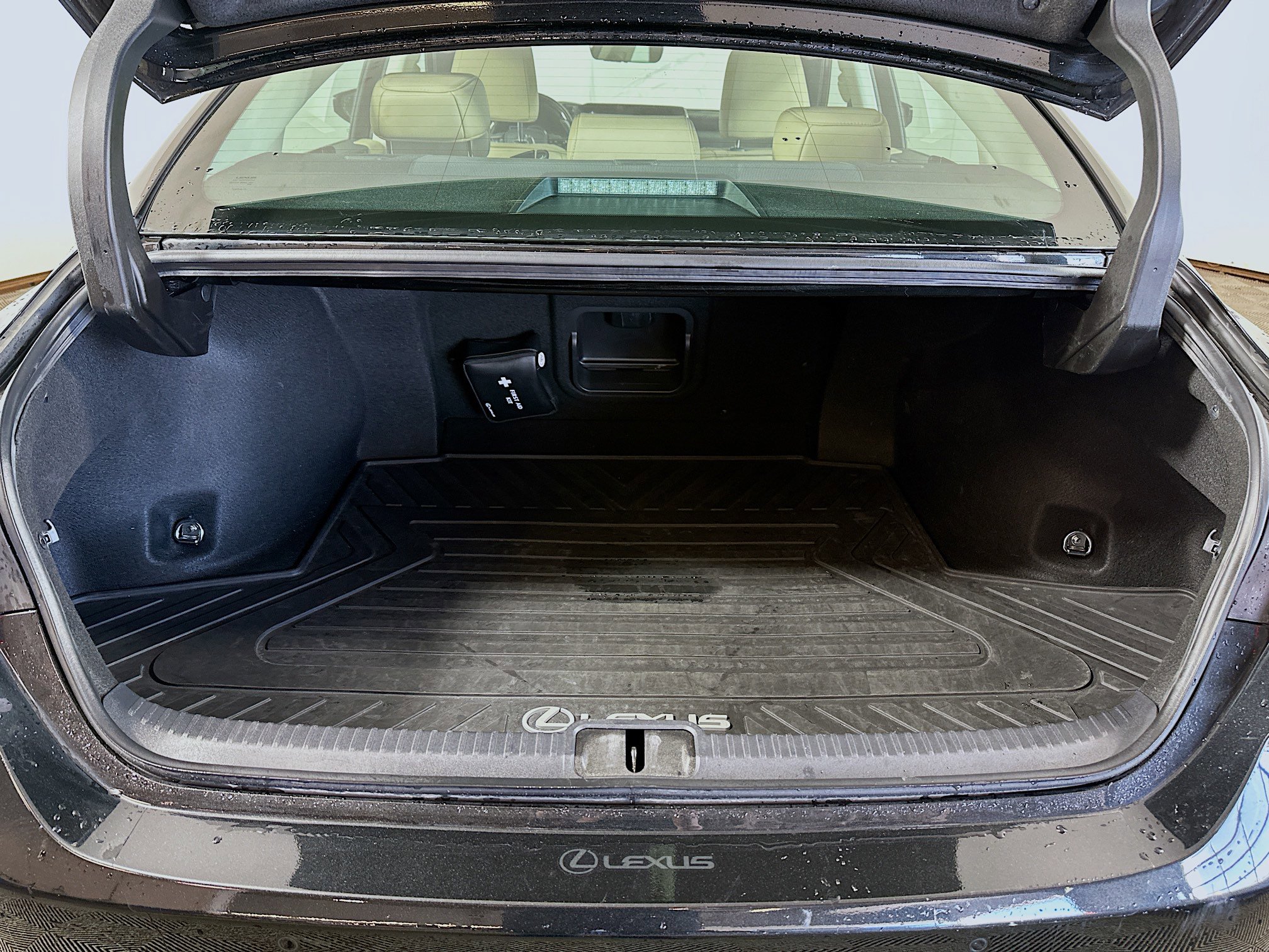 Used 2019 Lexus ES 350 Luxury w/ Accessory Package 2 image 26