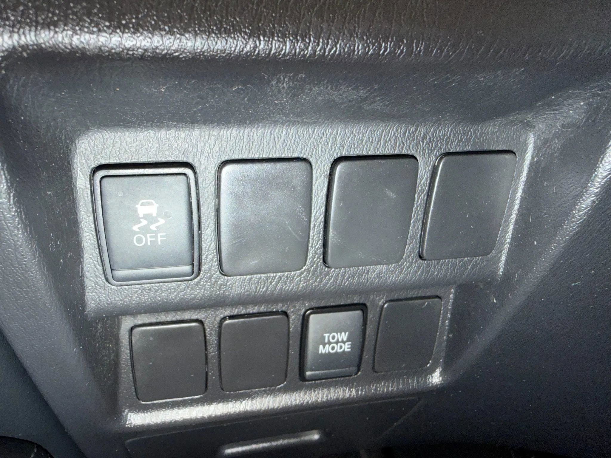 Used 2018 Nissan Pathfinder S image 18