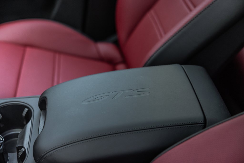 Certified 2025 Porsche Cayenne GTS image 21