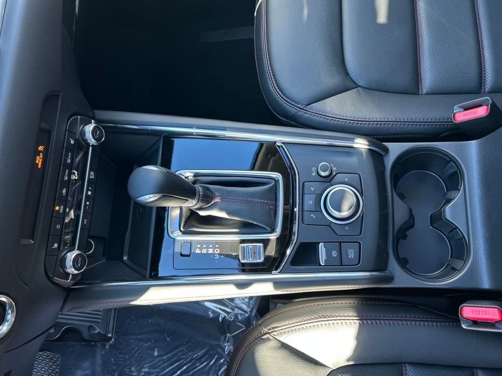 New 2025 MAZDA CX-5 Carbon Edition image 17